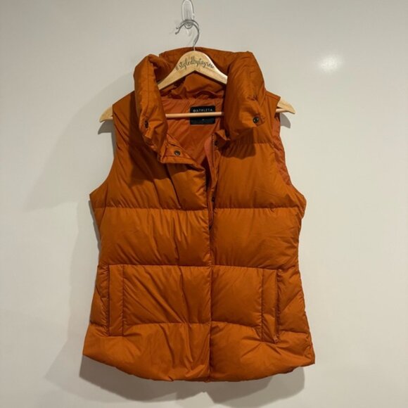 Athleta Downtown Puffer Vest in Foliage Orange - Picture 4 of 13